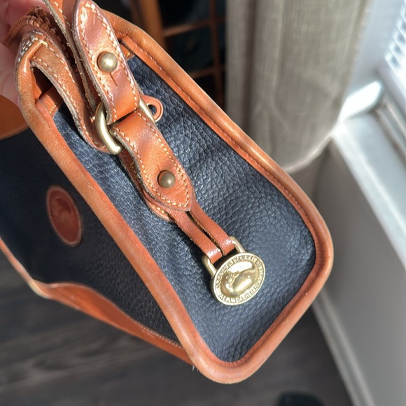 Vintage Leather Dooney and Bourke - Picture 7 of 10